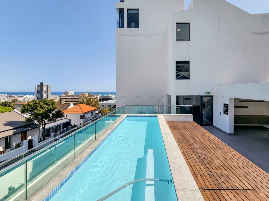 2 Bedroom Property for Sale in Sea Point Western Cape